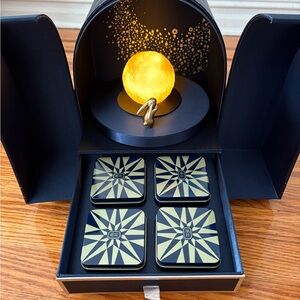 RARE Harry Winston VIP client-only
Mid-Autumn Festival Mooncake
Carousel Box